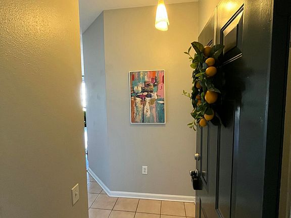 2nd image of 7990 Baymeadows Rd E Unit 907