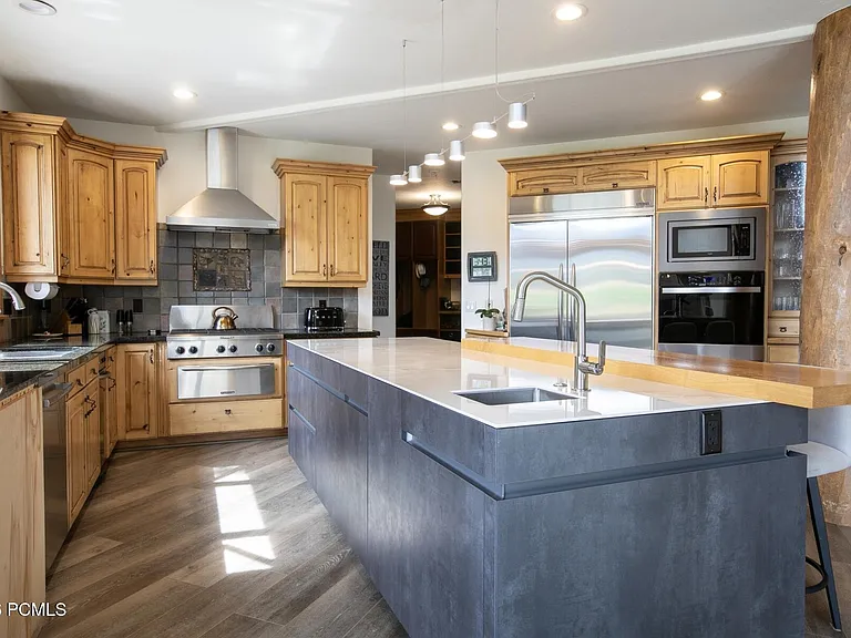 1035 Abilene Way — Photo 7