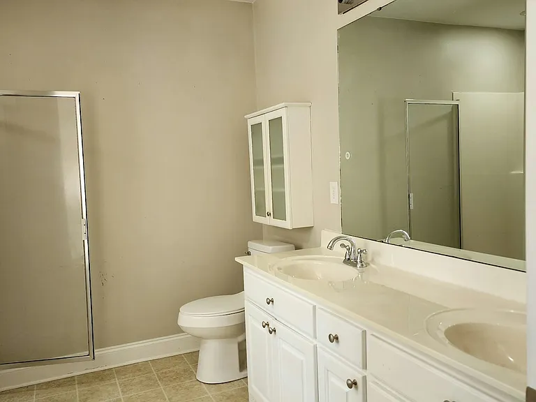 381 Rosemount Dr — Photo 12