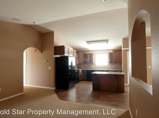 2003 Marina Rd SE #208, Mandan, ND 58554