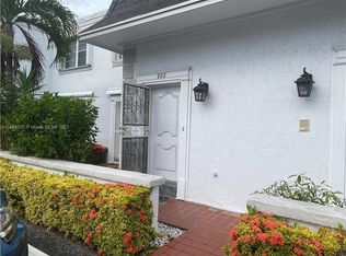 802 NE 26th Ave #802, Hallandale Beach, FL 33009