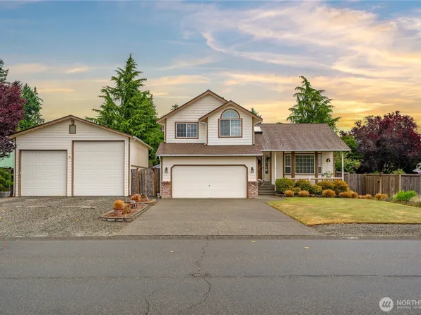 11305 216th Avenue Ct E, Bonney Lake, WA 98391