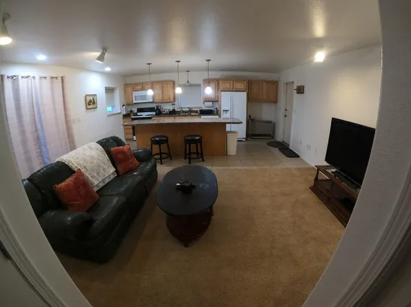 15828 W Rochella Pl #B, Wasilla, AK 99623