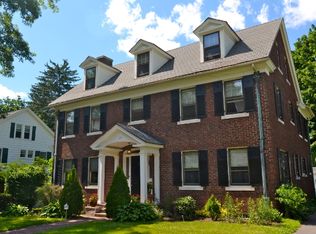 22 Maplewood Ter, Springfield, MA 01108