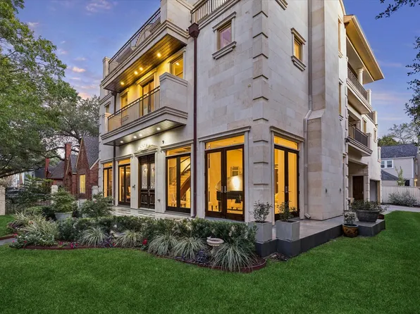 2247 Bartlett St, Houston, TX 77098