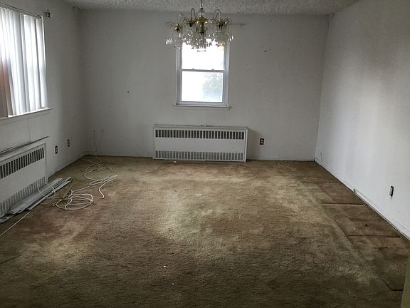 5th image of 2811 Lawton Ave