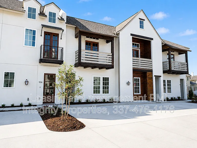 104 Shirekeep Ln — Photo 1