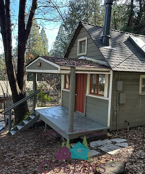 318 Nile St — Photo 1