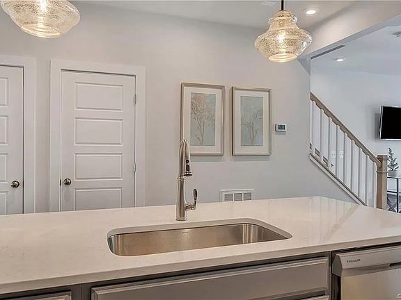 4th image of 2743 Saint Elias Dr #A