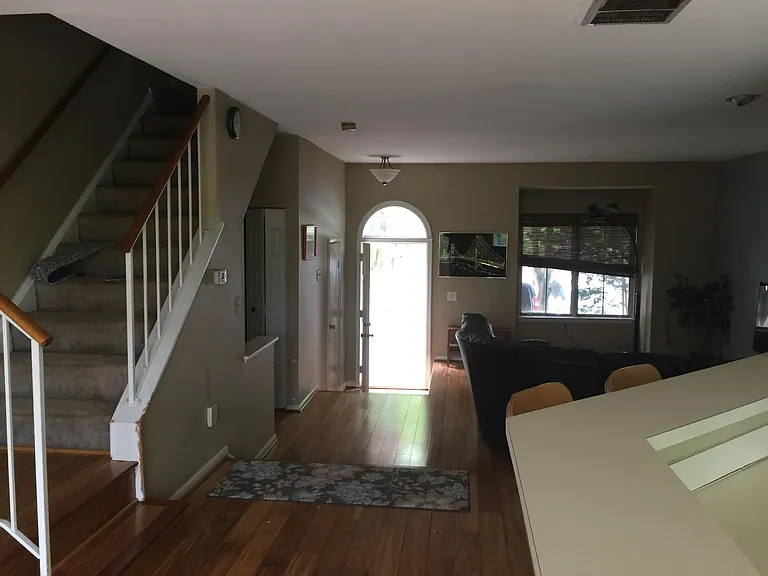 20226 Waterside Dr — Photo 3