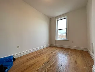 Rented by Hillel Realty Group