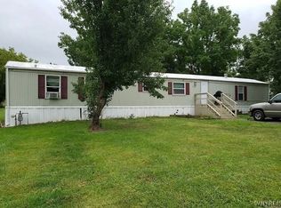 7529 Mechanic St, South Byron, NY 14557
