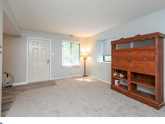 4th image of 7415 Hilltop Dr #141