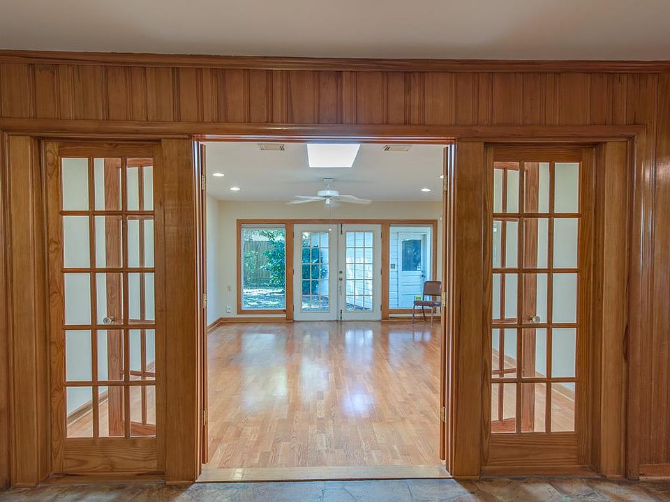 1st image of 3607 Sun Valley Dr
