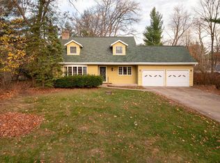 612 Fieldcrest Ave, Stevens Point, WI 54481