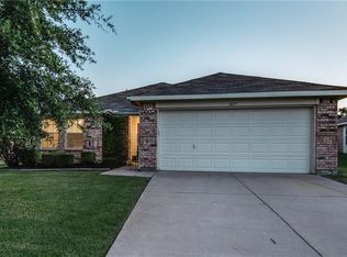 3617 Beatriz Dr, Denton, TX 76207