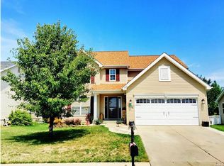 3004 Harvest Meadow Dr, Belleville, IL 62221