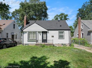 18651 Sumner, Redford, MI 48240