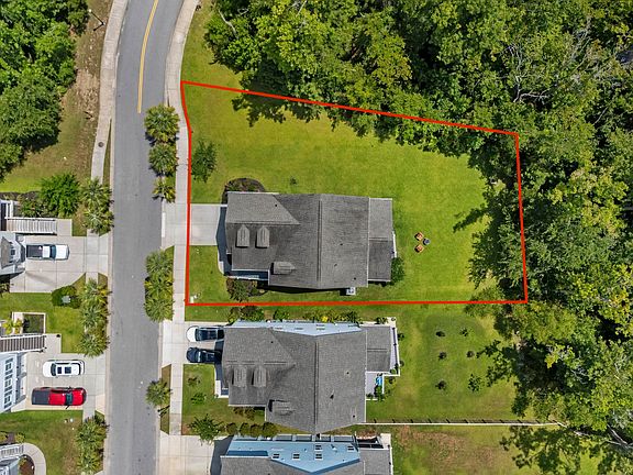 2nd image of 2805 Merriams Dr