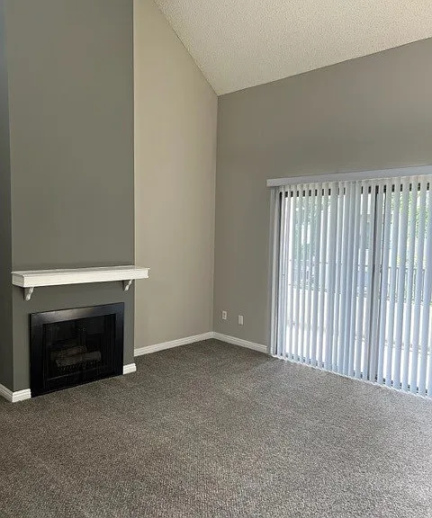 Mesa Pines Apartments — Photo 8