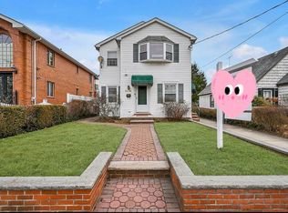3319 205th St FLOOR 2, Bayside, NY