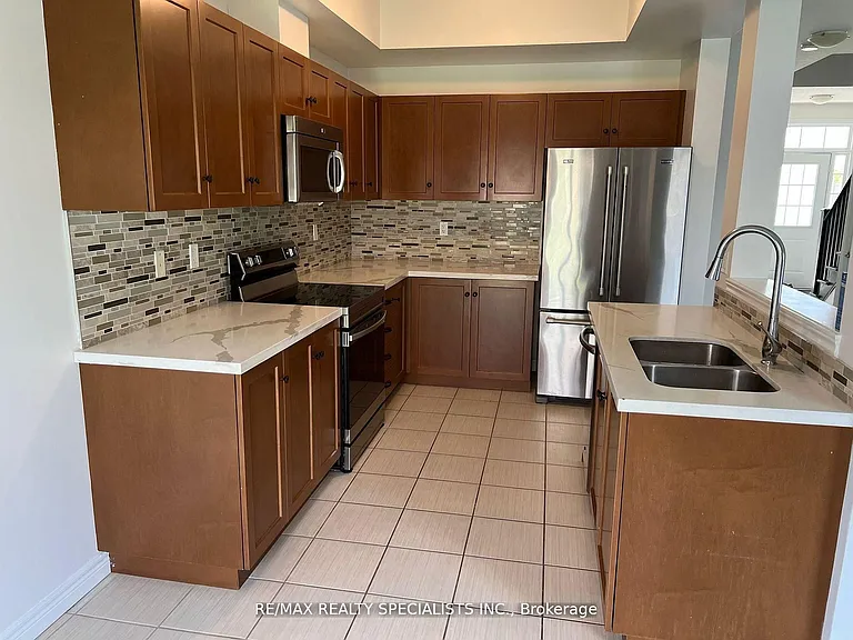 8 Lakelawn Rd #62 — Photo 10