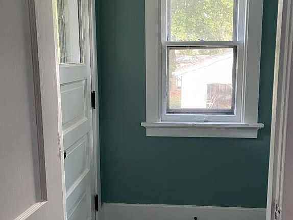 back entry area (connected to kitchen)