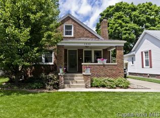 1045 N Walnut St, Springfield, IL 62702