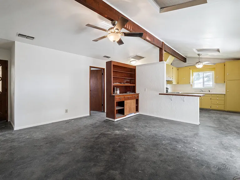 1213 Rogers St — Photo 4