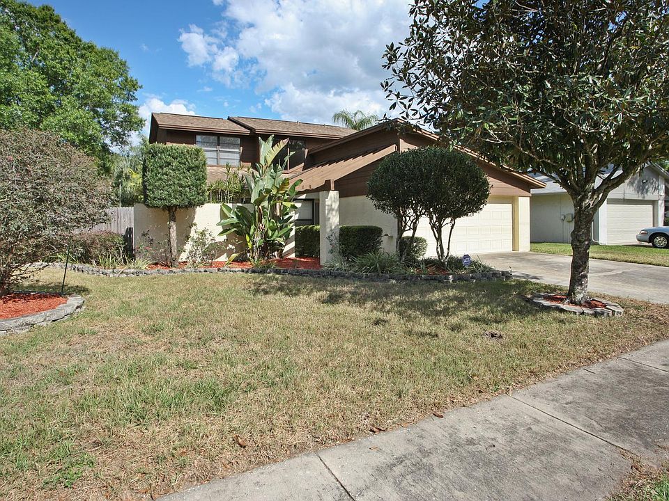 1st image of 15311 Summerwind Dr