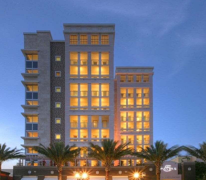 1st image of 455 E Palmetto Park Road #6e