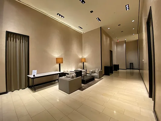 Rented by Compass | media 61