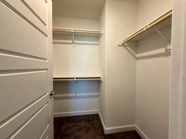 691 Pickled Pepper Pl — Photo 24