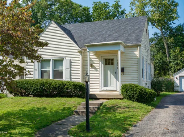 3811 Colonial Dr, Saint Matthews, KY 40207