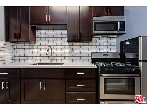 2921 Francis Ave., Los Angeles Photo 1