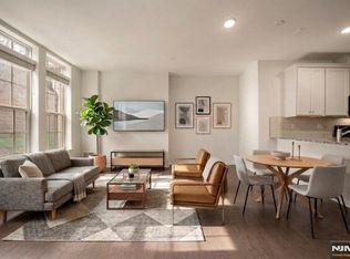 69 Arnold Dr #5810, Wood Ridge, NJ 07075