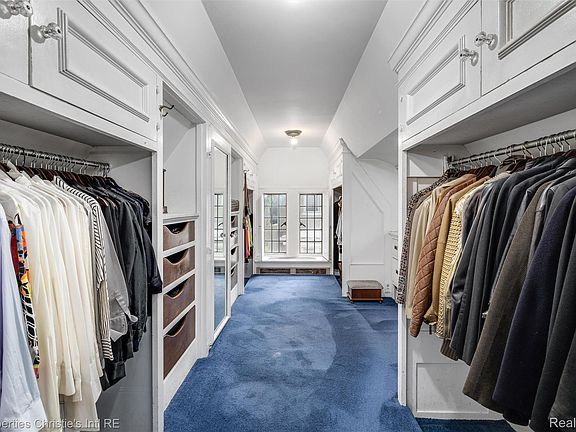 42nd image of this home