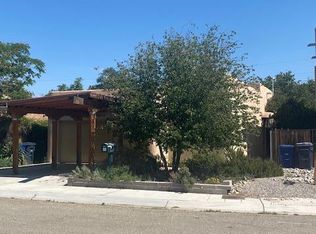2109 San Venito Rd NW, Albuquerque, NM 87104