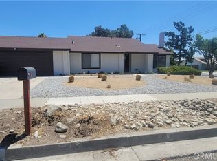 2403 N Teakwood Ave, Rialto, CA 92377