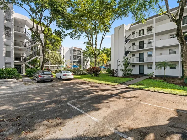 483 N Pine Island Road #203C, Fort Lauderdale, FL 33324