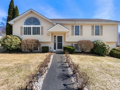 70 Moreland Green Dr, Worcester, MA, 01609