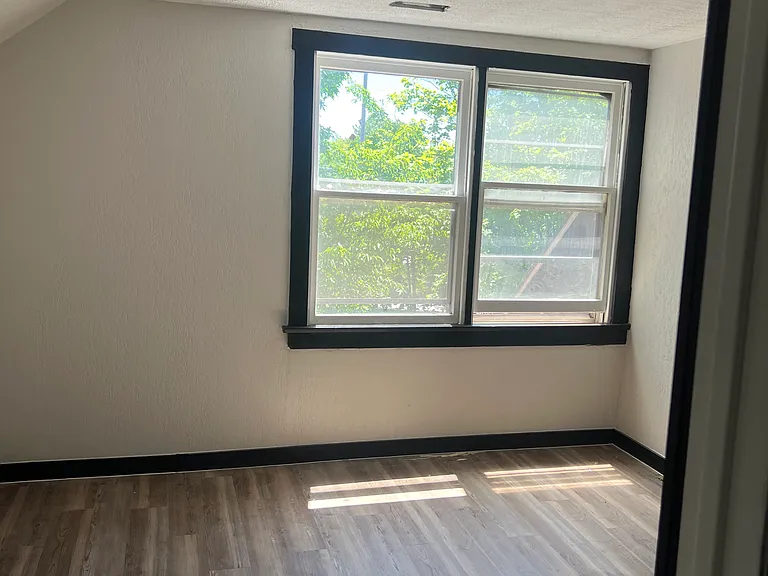 14765 Wemple Rd — Photo 30