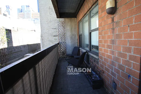 Rented by Mason Group LLC | media 28