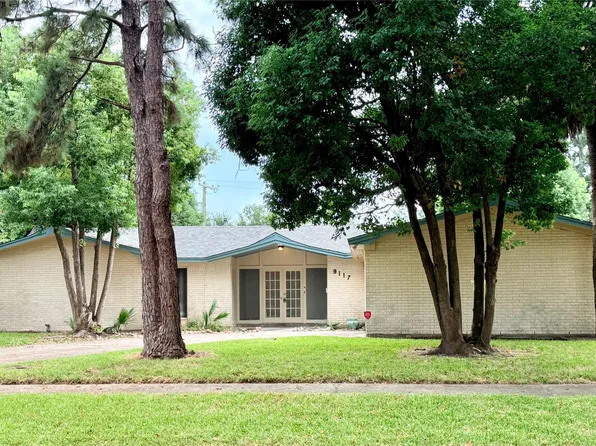 9117 Vicksburg Ave, Texas City, TX 77591