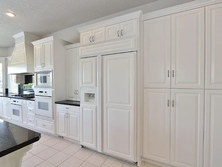 2291 N Greenview Ct — Photo 15