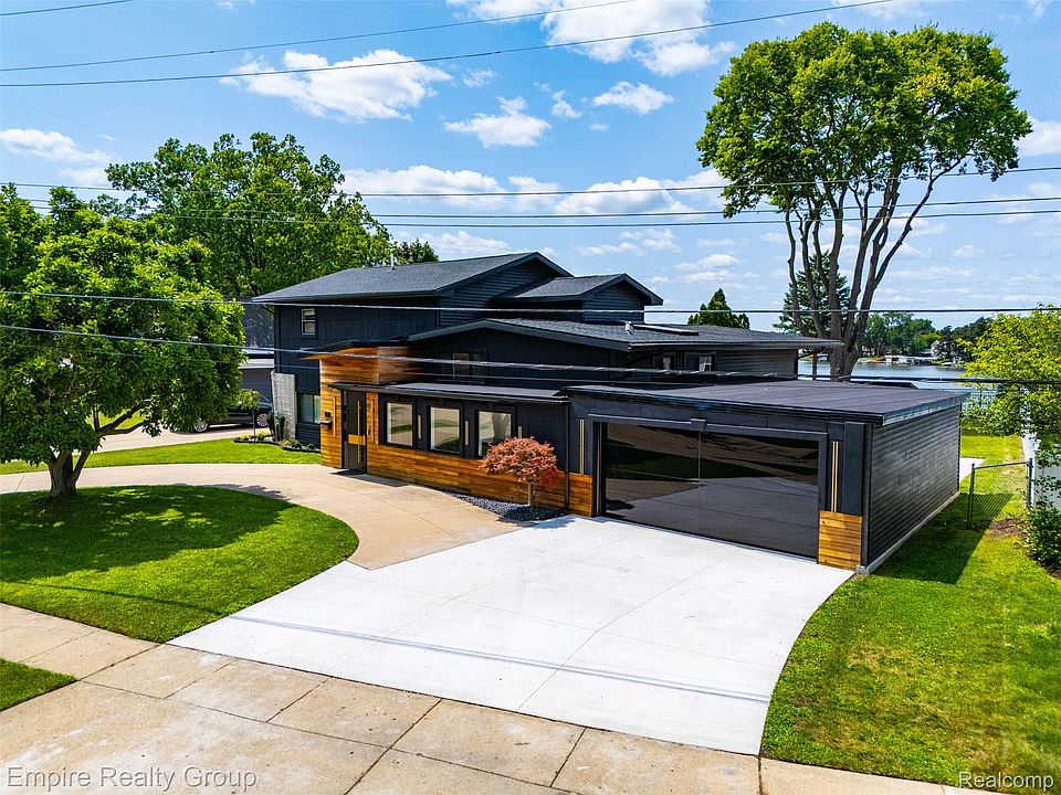 1st image of 53 Potter Dr
