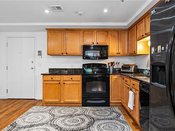 2nd image of 494 Woonasquatucket Ave #203