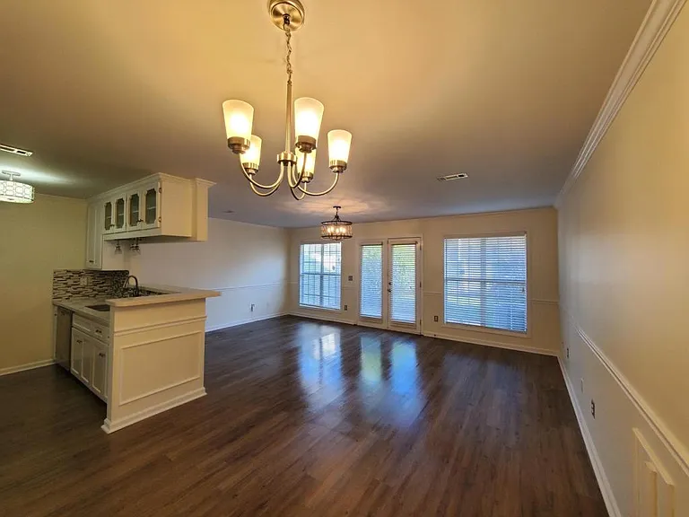 211 Wakefield Way — Photo 12
