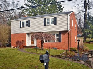 216 Thornberry Dr, Pittsburgh, PA