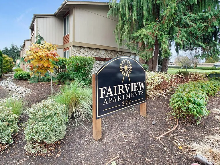 Fairview Apartments — Photo 2